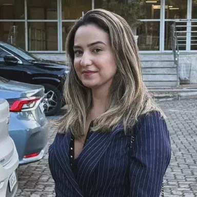 Yasmin Lopes 