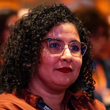 Mayra Cavalcanti
