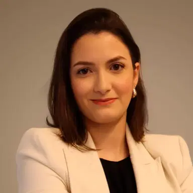 Letícia Cóvos
