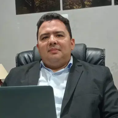 Davis Arêa Leão