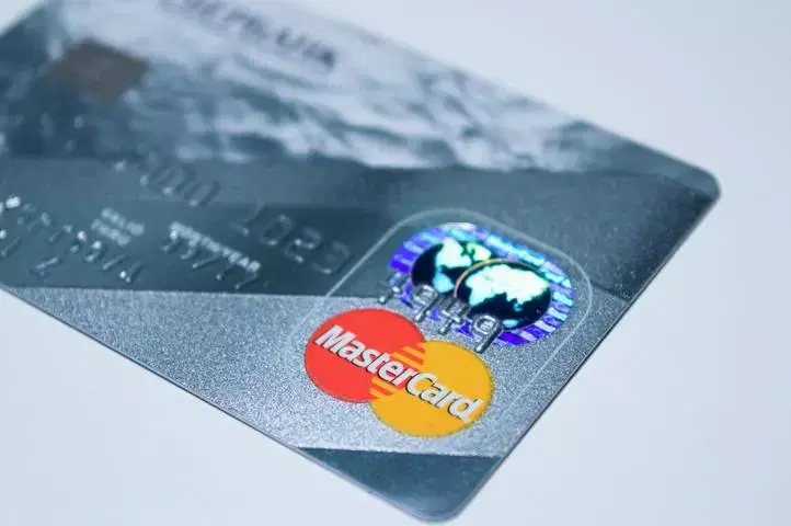Paguei tudo, mas mesmo assim o banco não libera meu crédito. E agora?