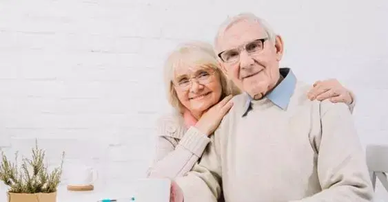 VOCÊ TEM DÚVIDAS SOBRE À APOSENTADORIA POR IDADE?