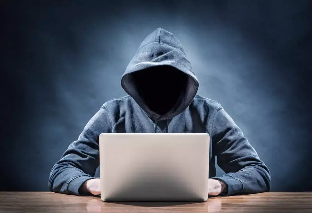 Entendendo a Liberdade de Expressão na Internet: Seus Direitos e Responsabilidades