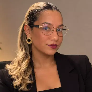 Beatriz Oliveira
