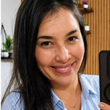 Ráyanne . Galhardo F. Marques