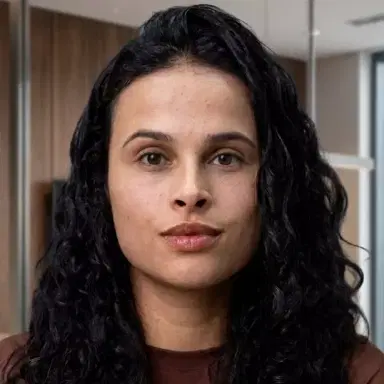 KARINE MORAIS