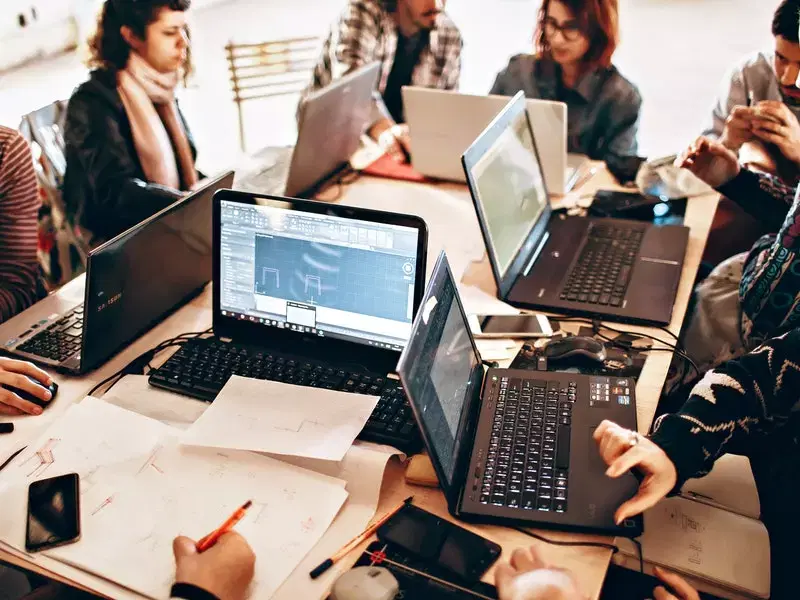 Startups e Fintechs – Os sete pecados capitais das empresas de tecnologia que operam no âmbito internacional.