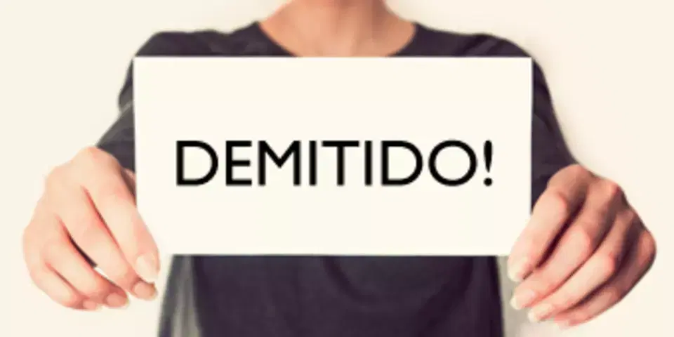 Foi demitido? Saiba a que direitos tem