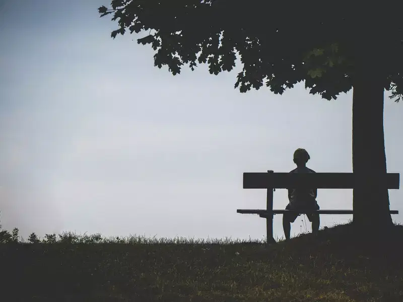 Abandono afetivo: o que fazer quando o genitor pensa que pagar pensão é o suficiente.