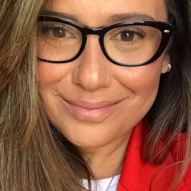 Flavia P. Silva.