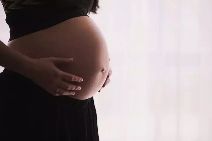 Planos de saúde devem pagar a fertilização "in vitro"?