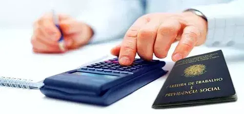 Trabalho sem Carteira Assinada: 4 Coisas que Você deve Saber!
