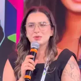 LETÍCIA CARVALHO CLEMENTE