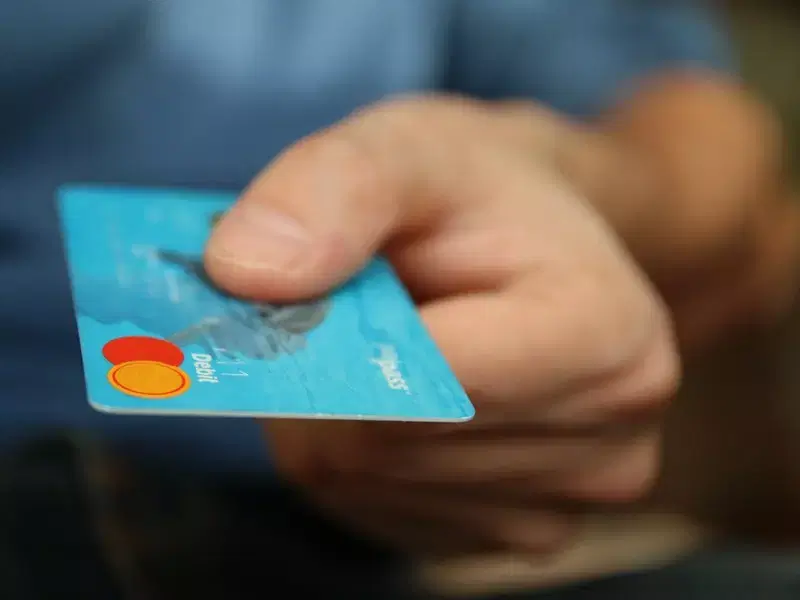 Está superendividado? Conheça um pouco do PL 1805/2021.