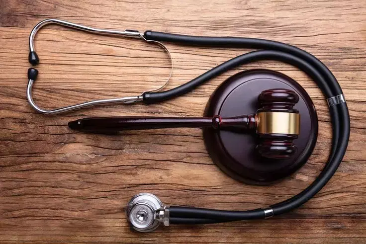 Responsabilidade Civil do Médico e a Necessidade de Adoção de uma Cultura de Compliance Hospitalar
Introdução